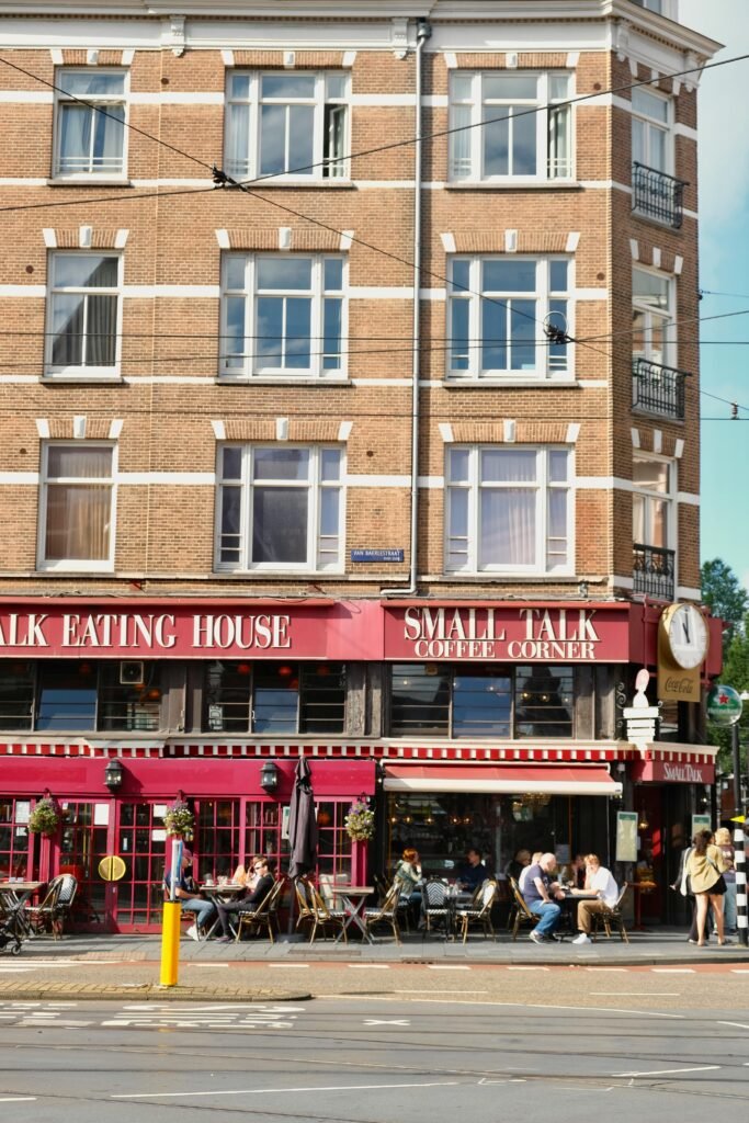 Comment les Amstellodamois choisissent leurs adresses pour vivre à Amsterdam