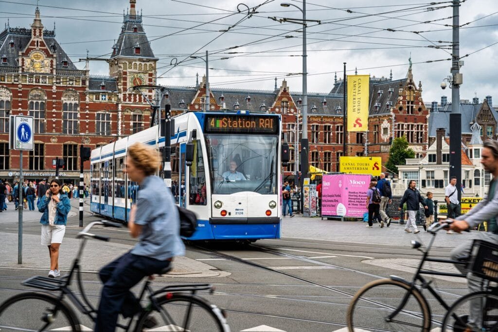 transports en communs à amsterdam